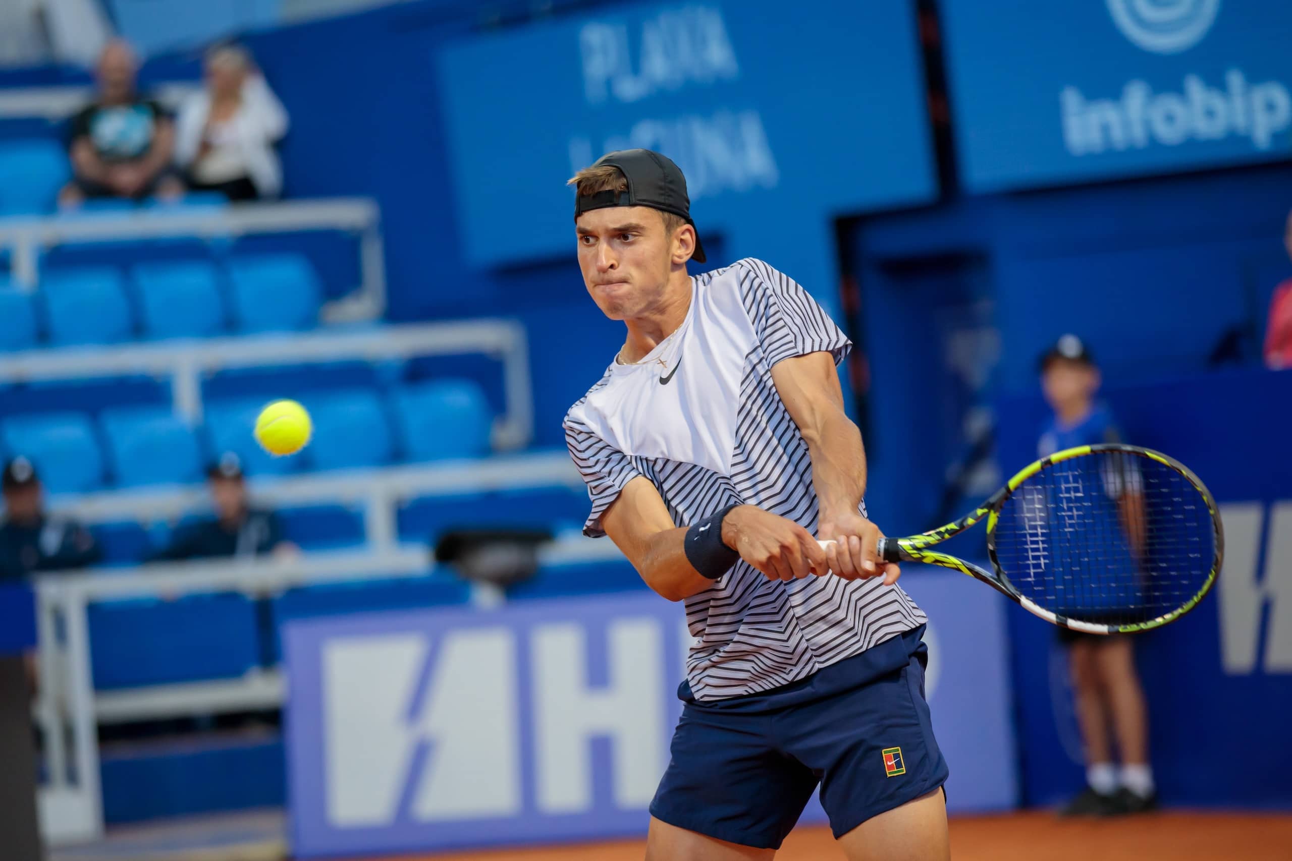 Tokyo Take-Off! Shapovalov Serves Past Johnson