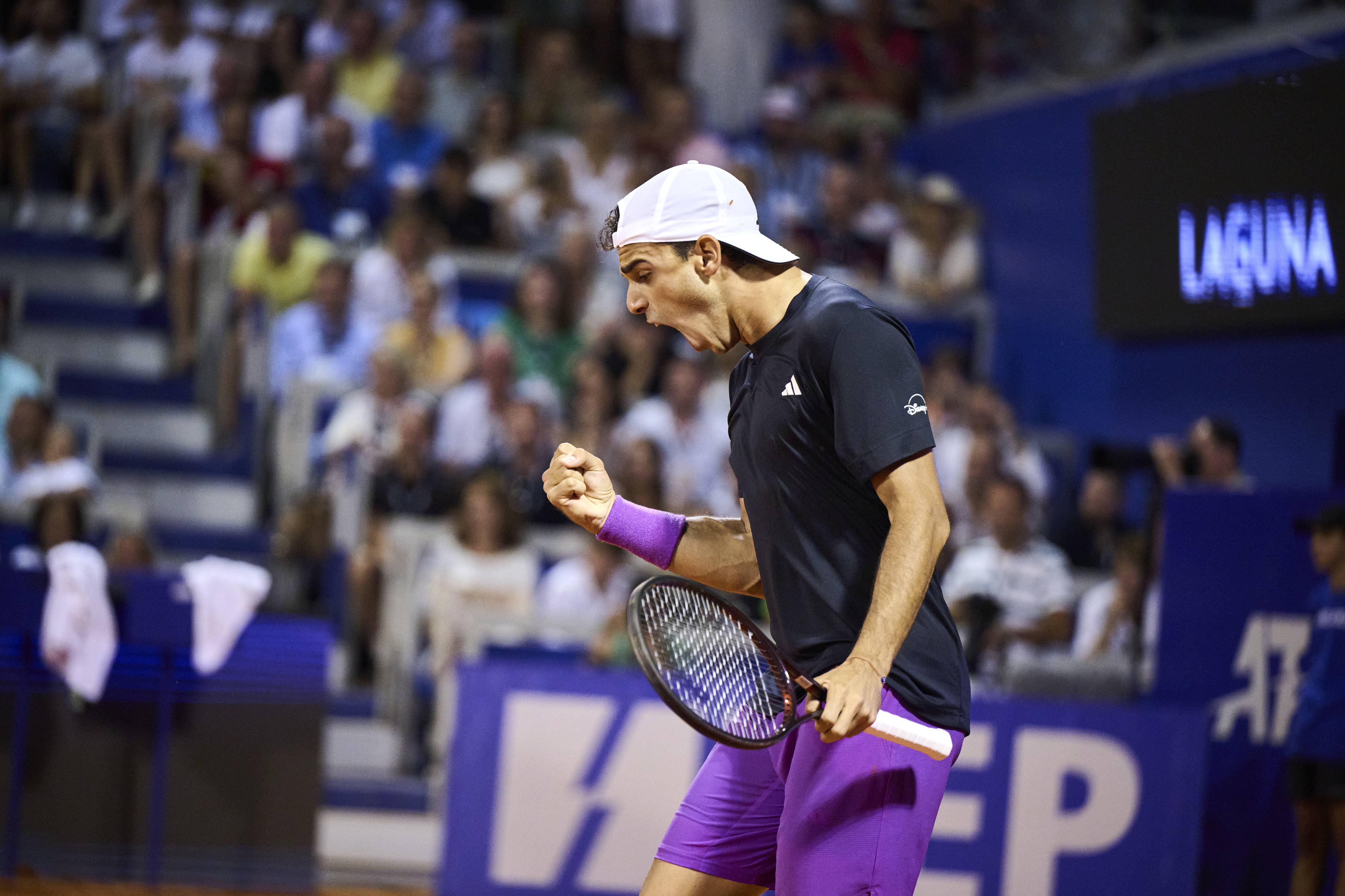 Tokyo Take-Off! Shapovalov Serves Past Johnson